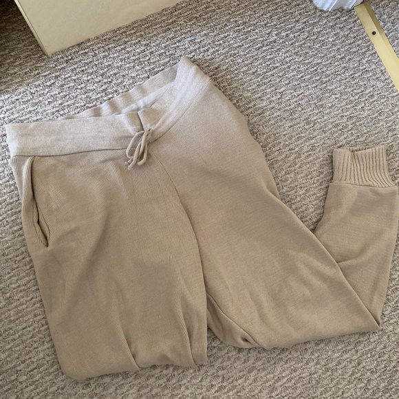 NASTY GAL Weekend Loading Knit Sweater and Joggers in STONE large SET - Picture 2 of 6